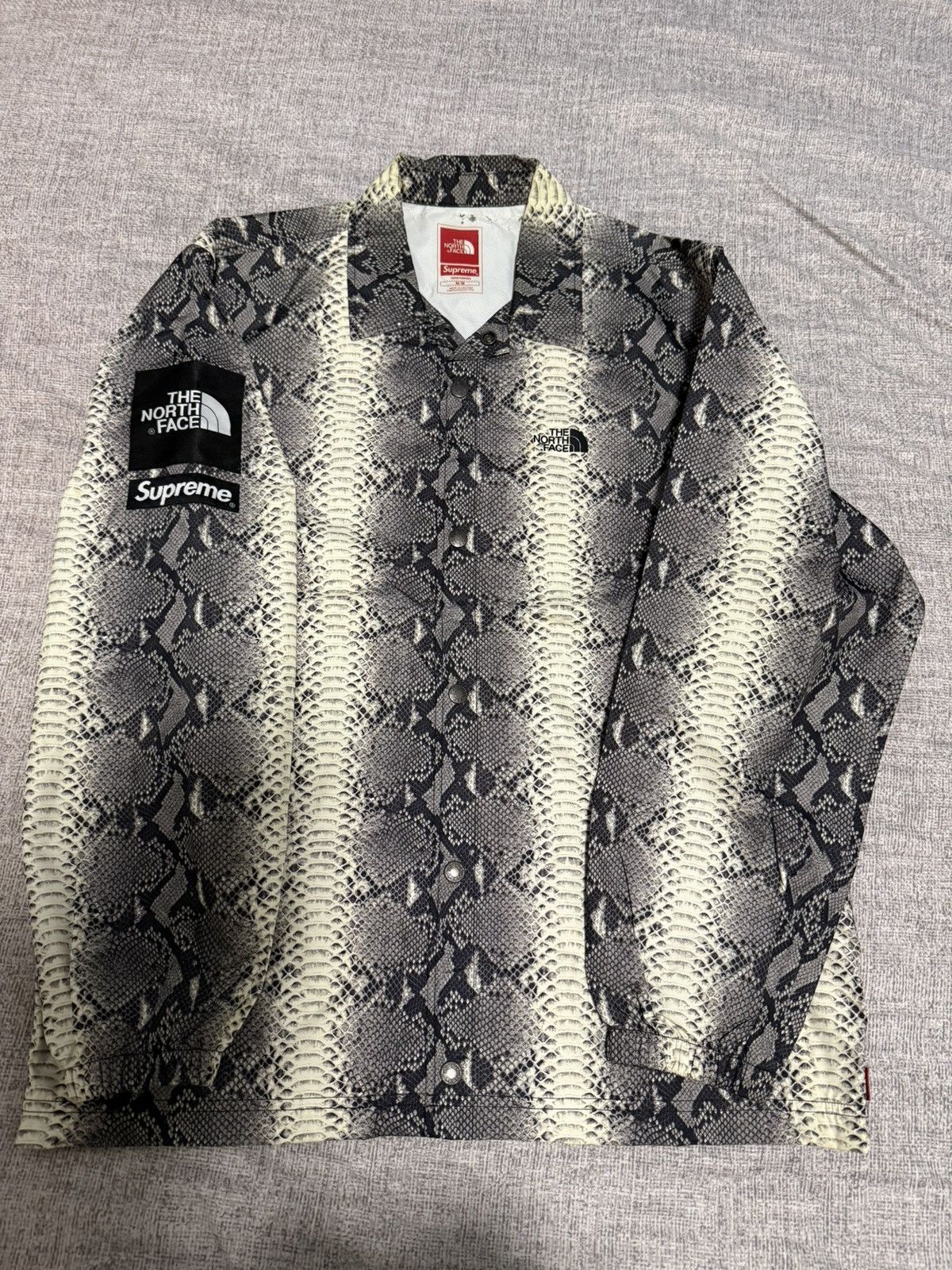 Supreme × The North Face Supreme TNF Snakeskin Taped Seam Coaches