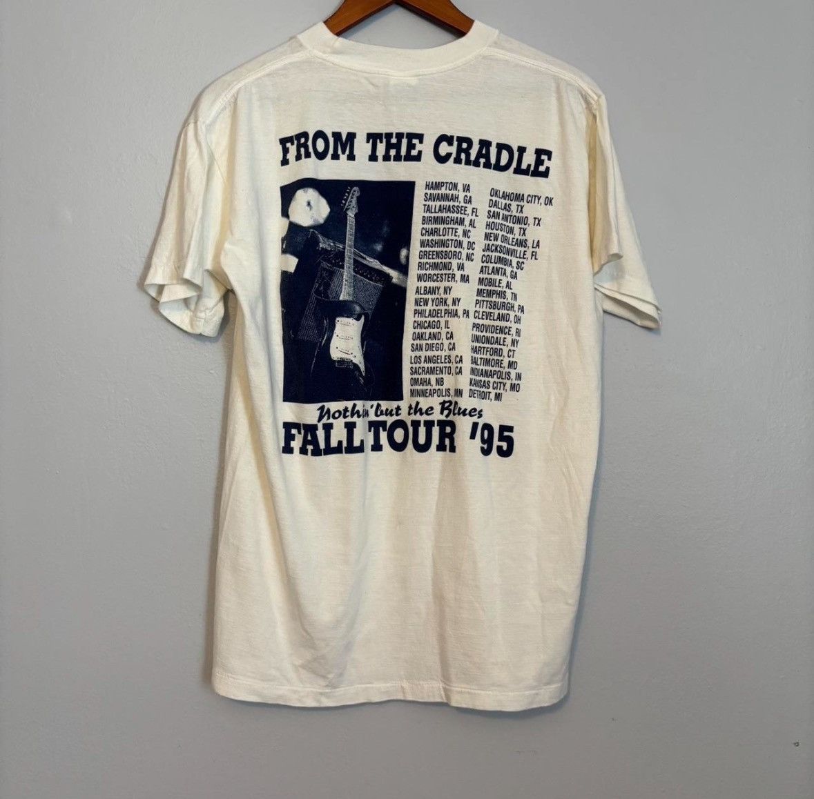 Vintage VTG 1995 Eric Clapton Nothing But The Blues Tour T-Shirt Size US XL / EU 56 / 4 - 3 Thumbnail