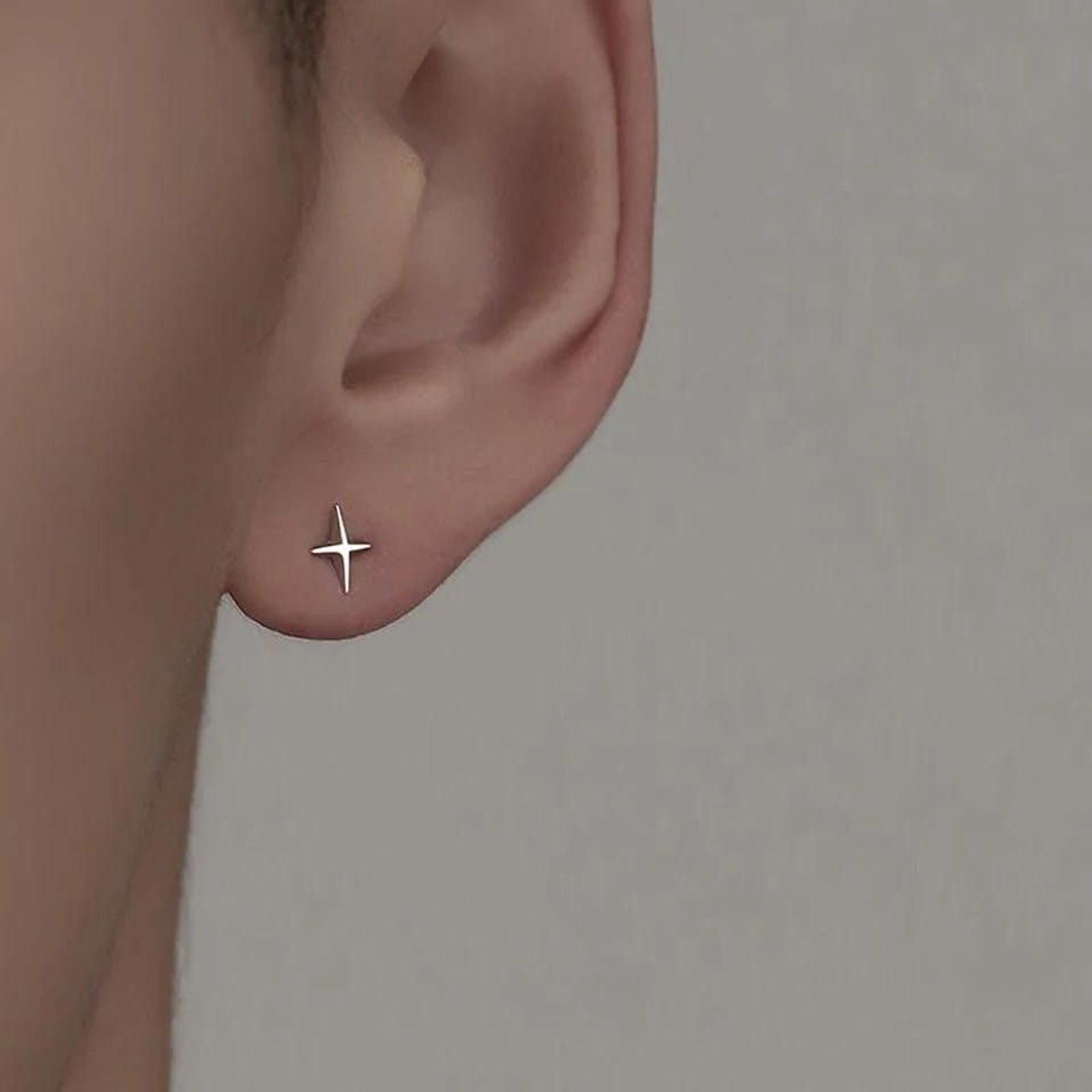 Other Punk Small Star Earrings Size ONE SIZE - 1 Thumbnail