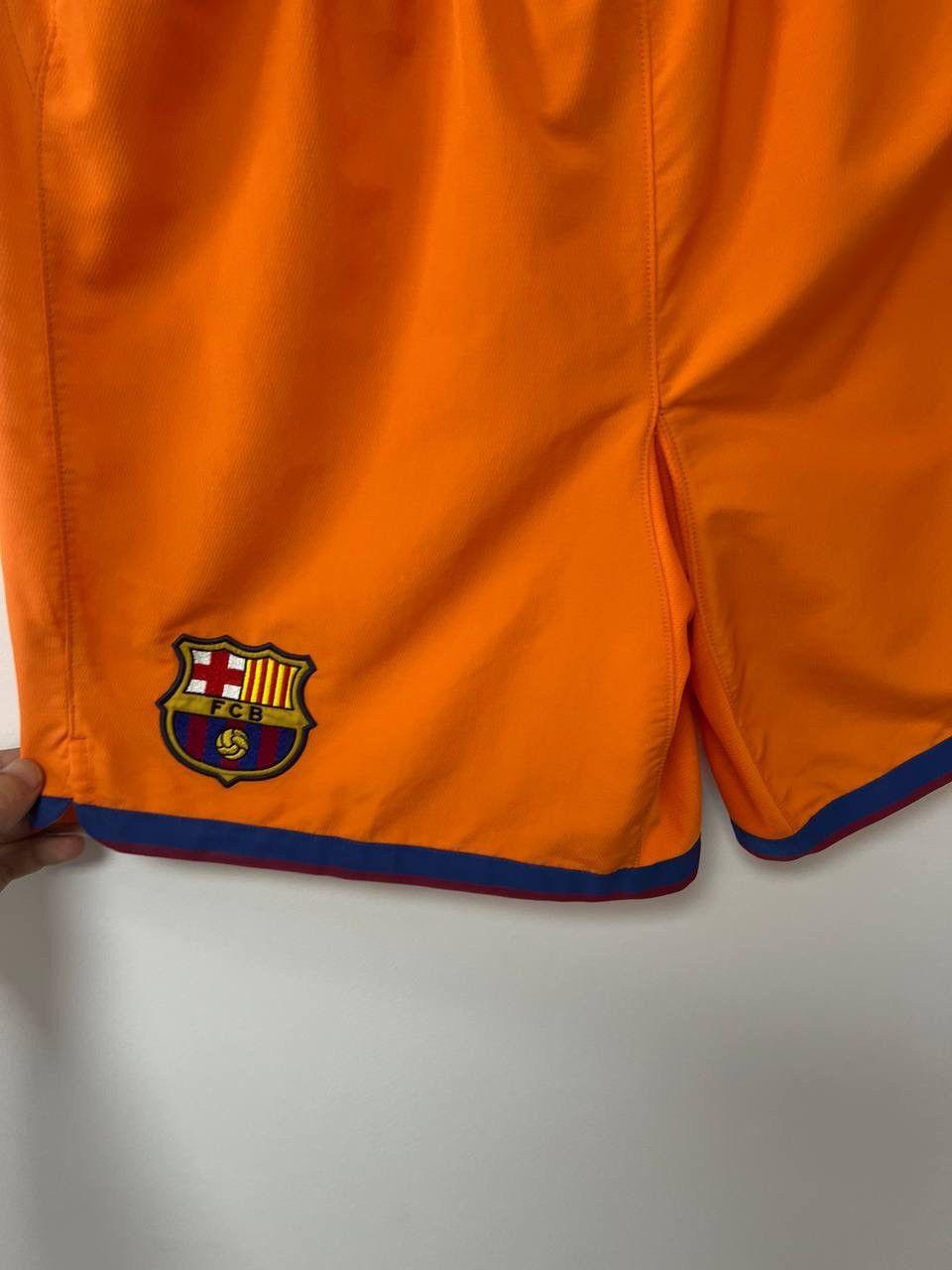 Nike Vintage Barcelona 2006/2007 Away Football Shorts Soccer L Size US 36 / EU 52 - 7 Thumbnail