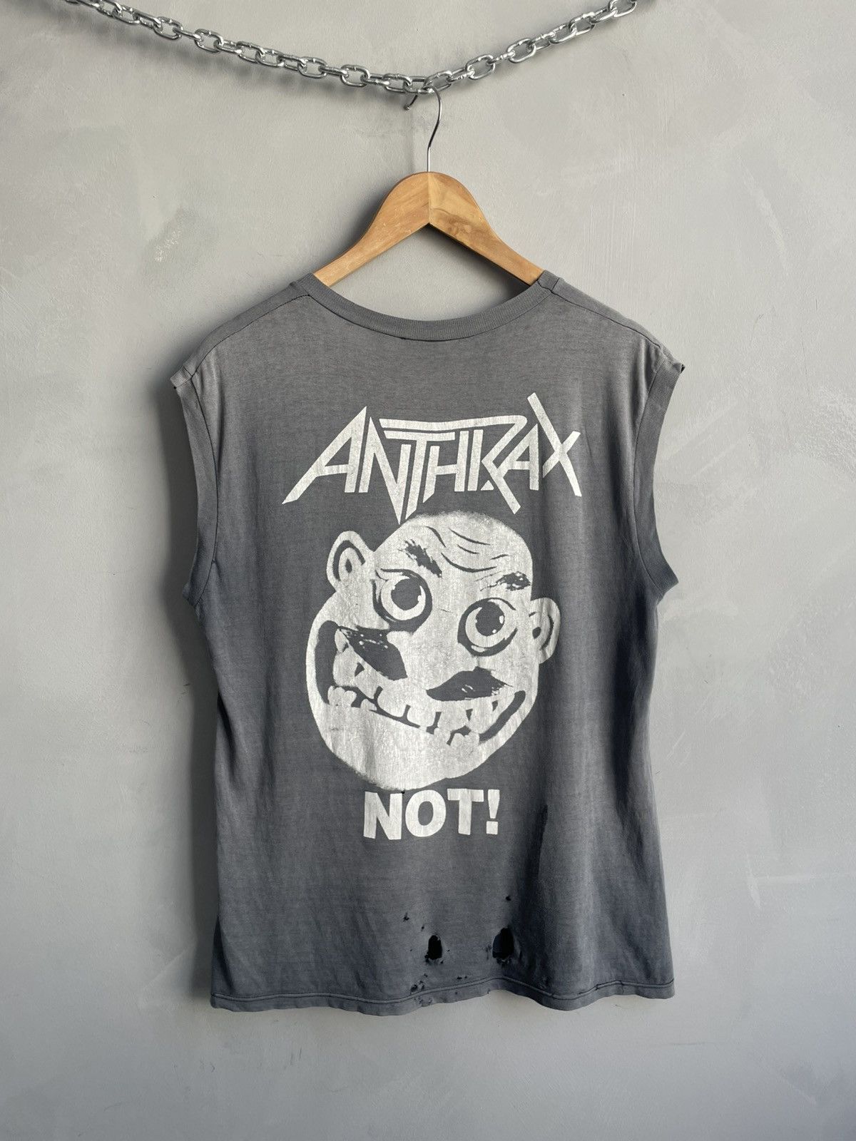 Band Tees 90s faded washed tank top Anthrax t shirt among the living Size US M / EU 48-50 / 2 - 7 Thumbnail