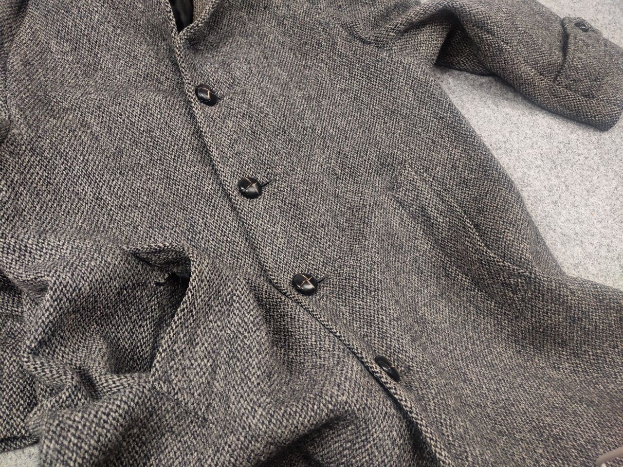 Harris Tweed Vintage 80's Harris Tweed Gray Wool herringbone Coat Jacket Size US L / EU 52-54 / 3 - 14 Thumbnail
