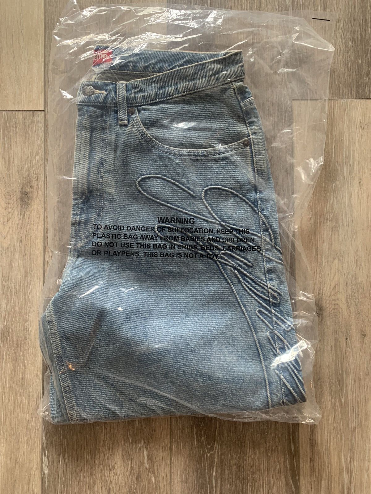 Supreme Supreme Script Baggy Denim Short Size 32 IN HAND! | Grailed