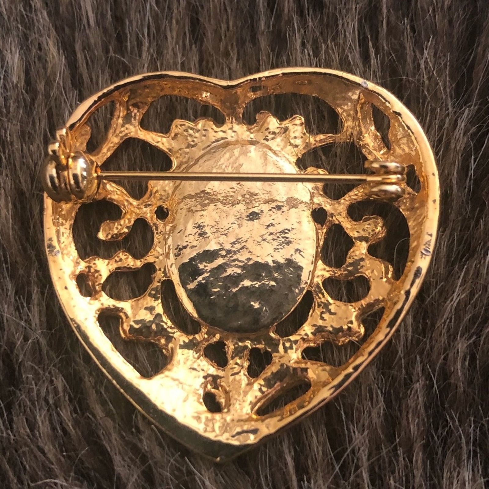 Vintage Vintage 80s filigree heart faux pearl brooch pin Size ONE SIZE - 2 Thumbnail