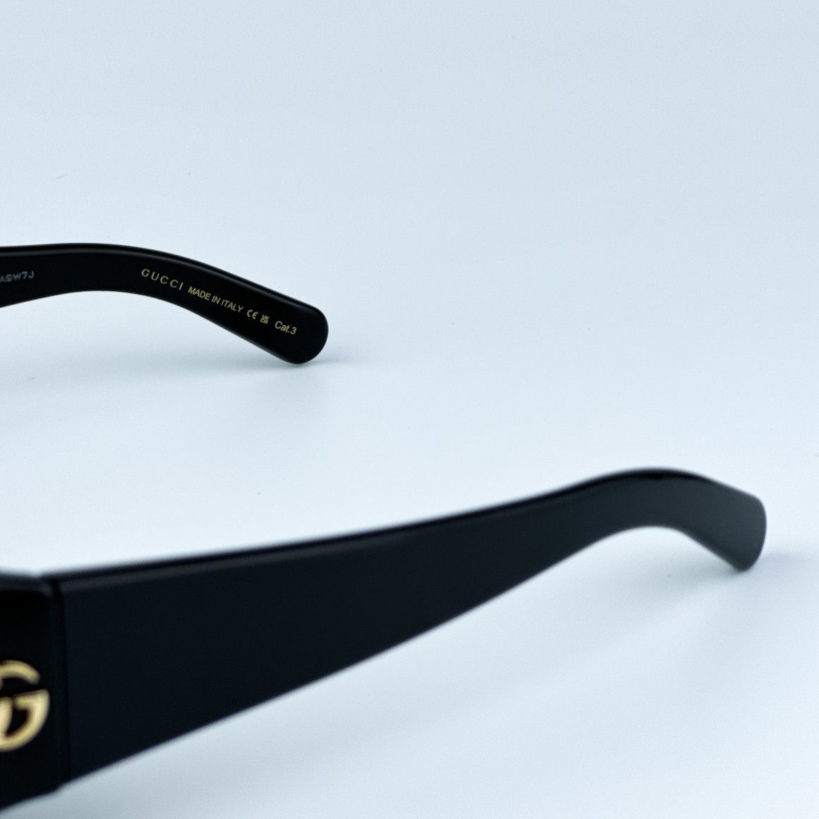 Gucci NEW Gucci GG1403S 001 Unisex Rectangle Sunglasses Size ONE SIZE - 8 Thumbnail