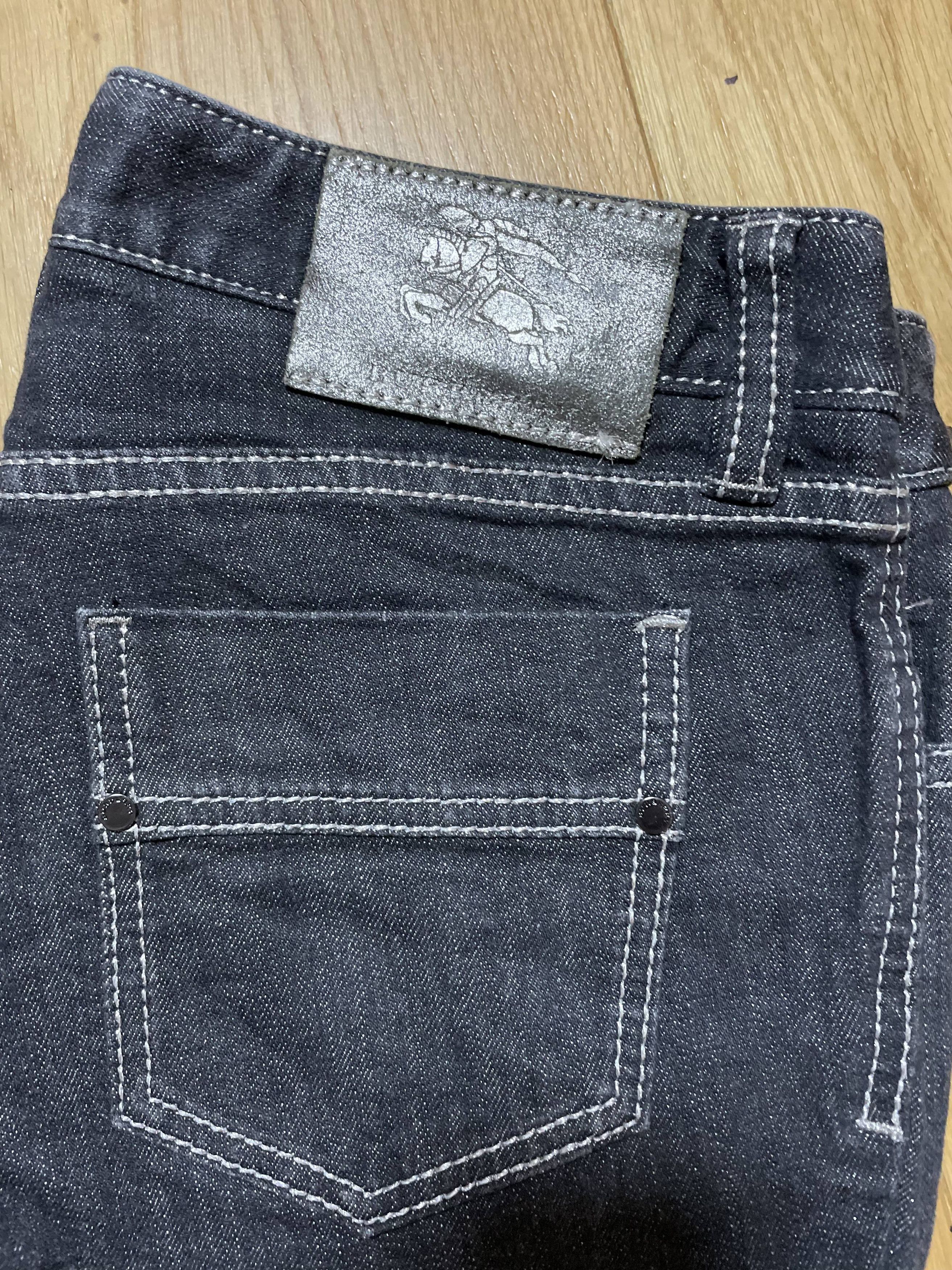Burberry Burberry Dark Wash Straight Leg Jeans Size 40" / US 18 - 2 Thumbnail
