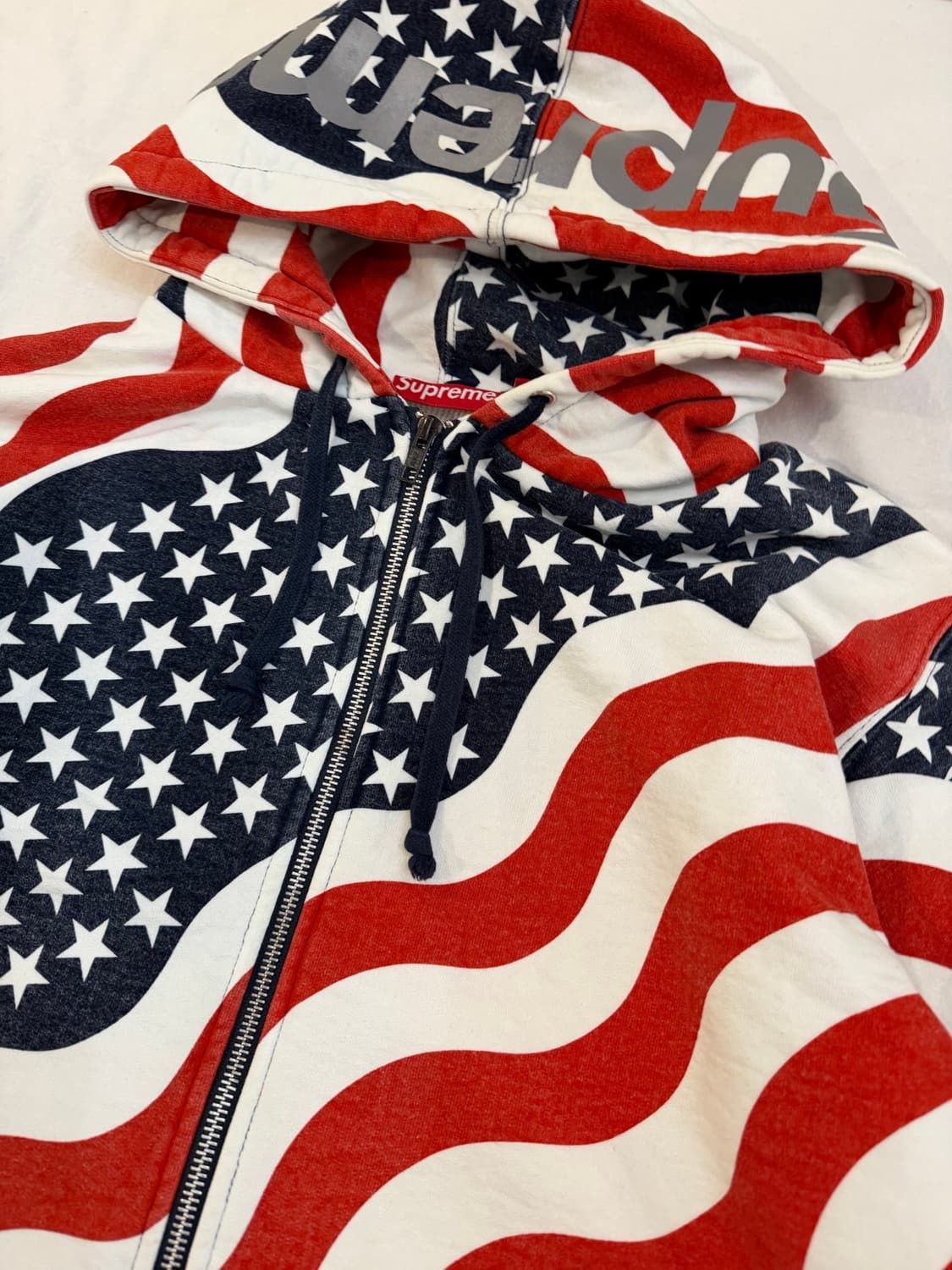Supreme Supreme USA American Flag Reflective Zip Hoodie Size US L / EU 52-54 / 3 - 3 Thumbnail