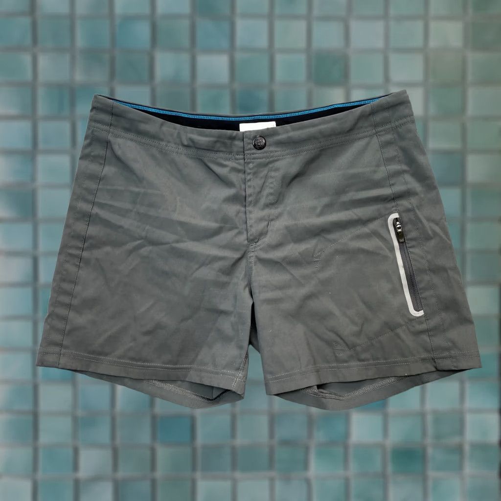 Vintage Columbia Womens 8 Gray Ripstop Omni Shield Advanced Repellency Hiking Shorts Size 30" / US 8 / IT 44 - 1 Thumbnail