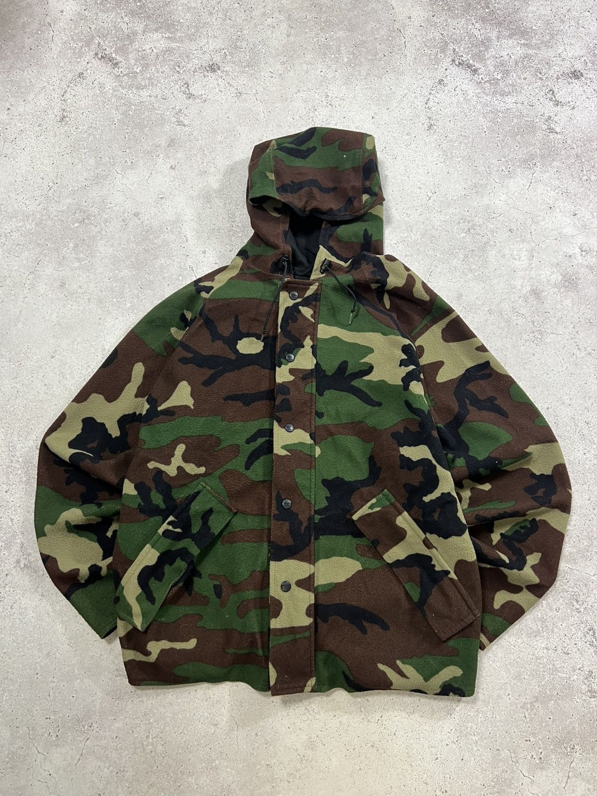 L.L. Bean × Realtree Vintage LL Bean Woodland Camo Hunting Jacket GoreTex USA Size US L / EU 52-54 / 3 - 2 Thumbnail