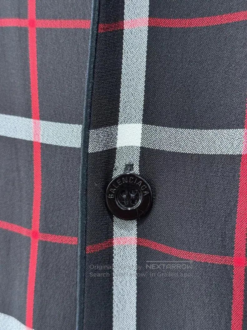 Balenciaga Balenciaga Double B Embroidered Plaid Shirt. Size US XL / EU 56 / 4 - 4 Thumbnail