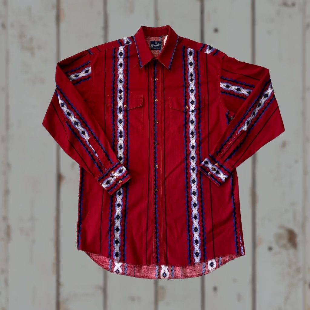 Wrangler VINTAGE Wrangler Western Shirt Pearl Snap Aztec Print Cowboy Maroon Red XLT Mens Regular Long Sleeve Button-Up Cotton Size US XL / EU 56 / 4 - 1 Thumbnail
