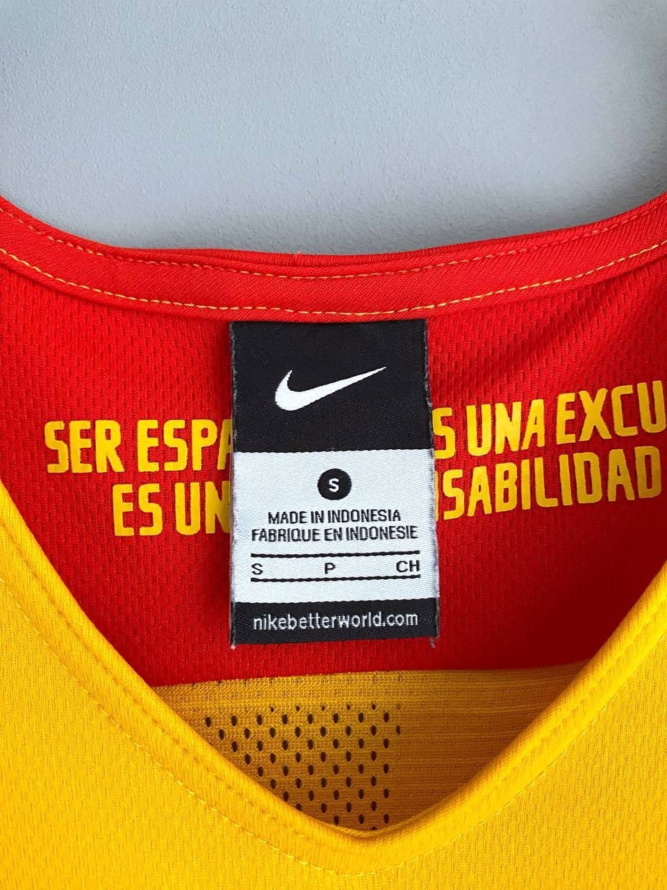 Nike Nike Spain Basketball Jersey "Eurobasket 2013" #12 LLULL, S Size US S / EU 44-46 / 1 - 13 Thumbnail