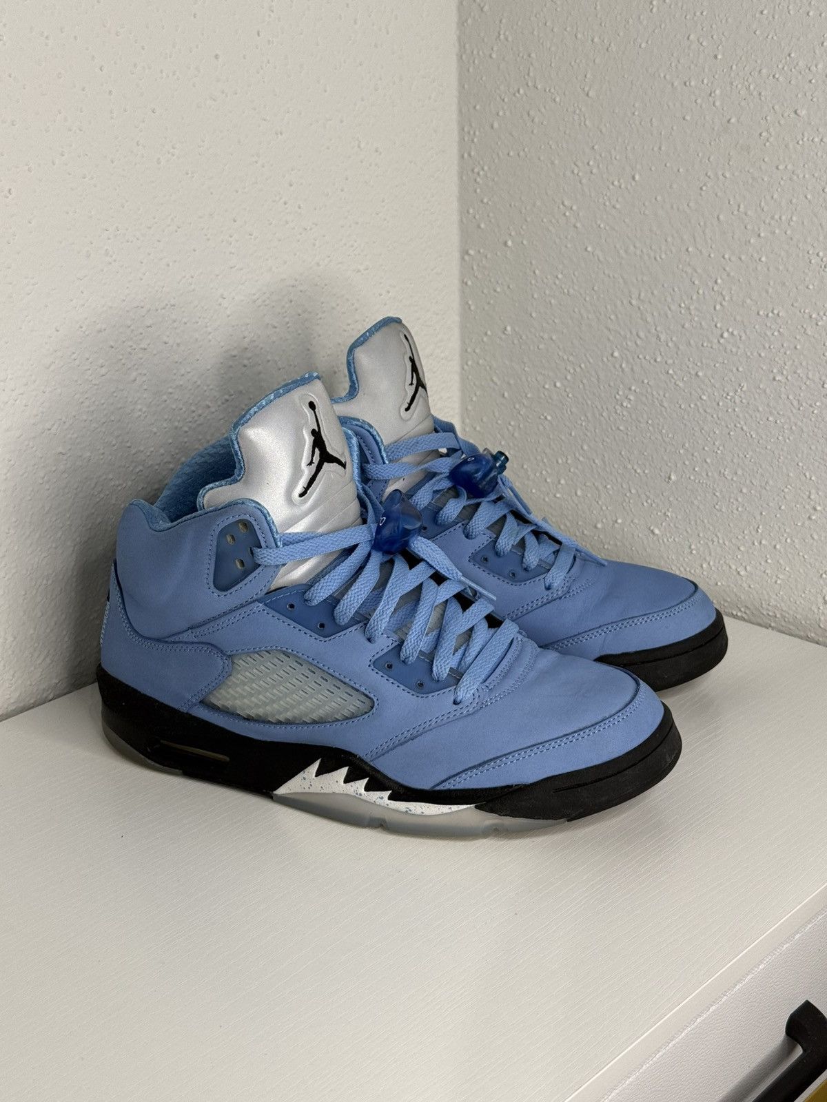 Jordan Brand Jordan 5 Retro UNC University Blue Size US 10 / EU 43 - 1 Thumbnail