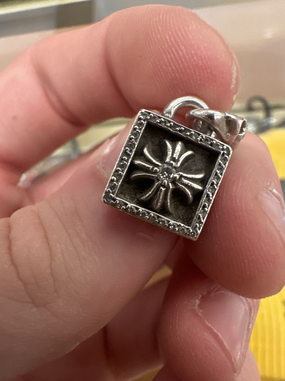 Chrome Hearts Chrome Hearts Cross Diamond Paved Frame Pendant (PreOwned) Size ONE SIZE - 5 Thumbnail