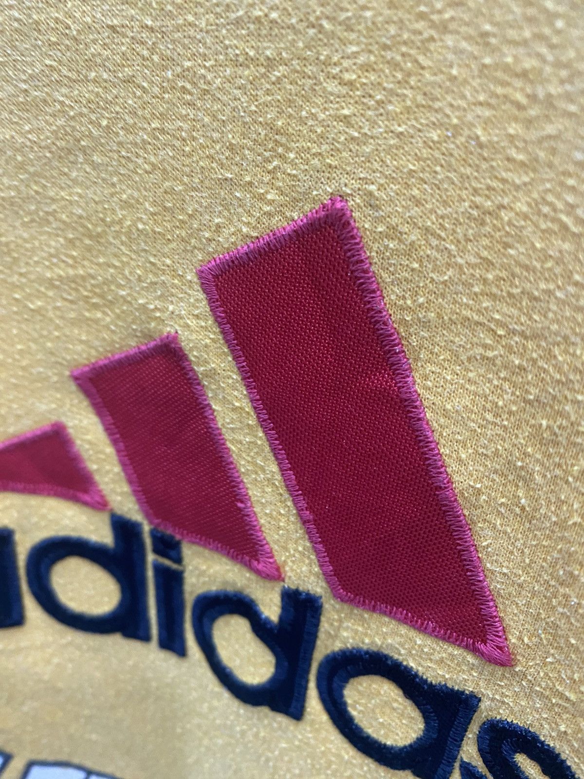 Adidas VINTAGE ADIDAS TEES Size US L / EU 52-54 / 3 - 8 Thumbnail