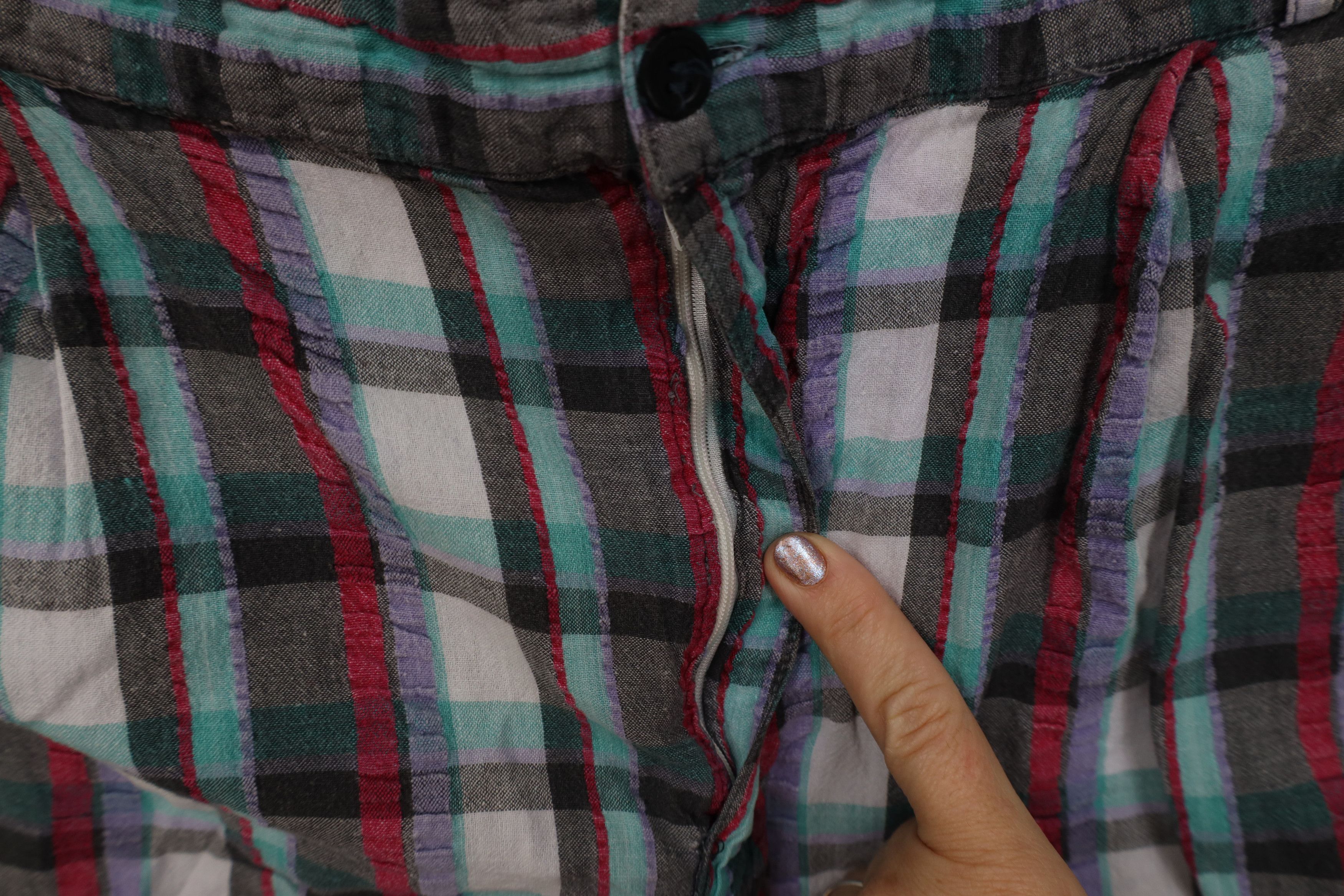 Vintage Vintage 90s IOU Madras Plaid Seersucker Chino Shorts Cotton Size US 30 / EU 46 - 5 Thumbnail