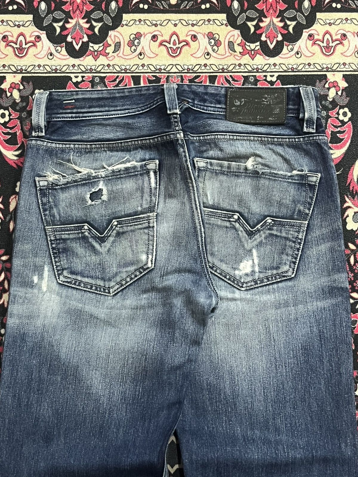 Diesel ⚡️Ripped⚡️Vintage Diesel Blue Eyecons 2010/2 Edition Blue Jean Size US 28 / EU 44 - 9 Thumbnail