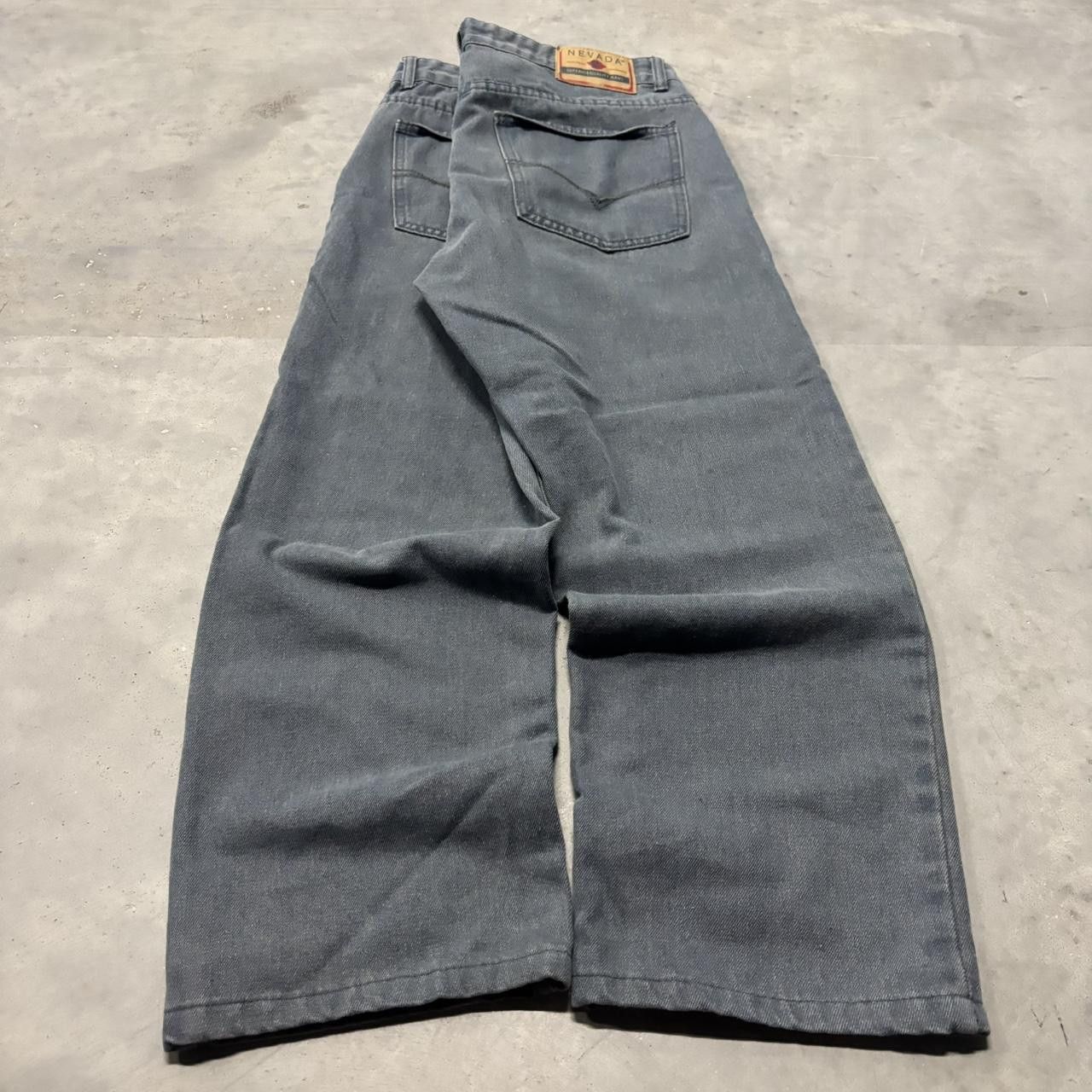 Japanese Brand × Vintage Crazy Vintage Y2K/2000s Faded Dark Blue Wash Essential Denim Jeans! Size US 33 - 4 Thumbnail