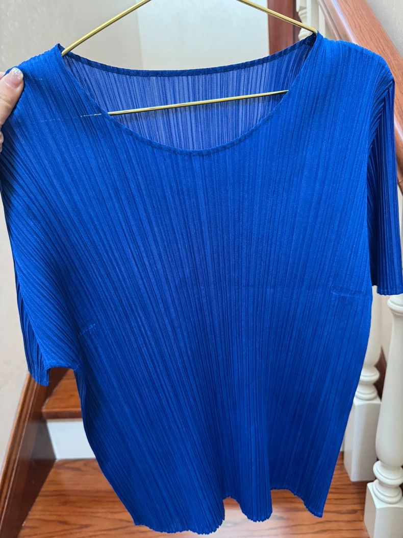Issey Miyake issey miyake size:3 Lightning blue short sleeves Size S / US 4 / IT 40 - 1 Thumbnail