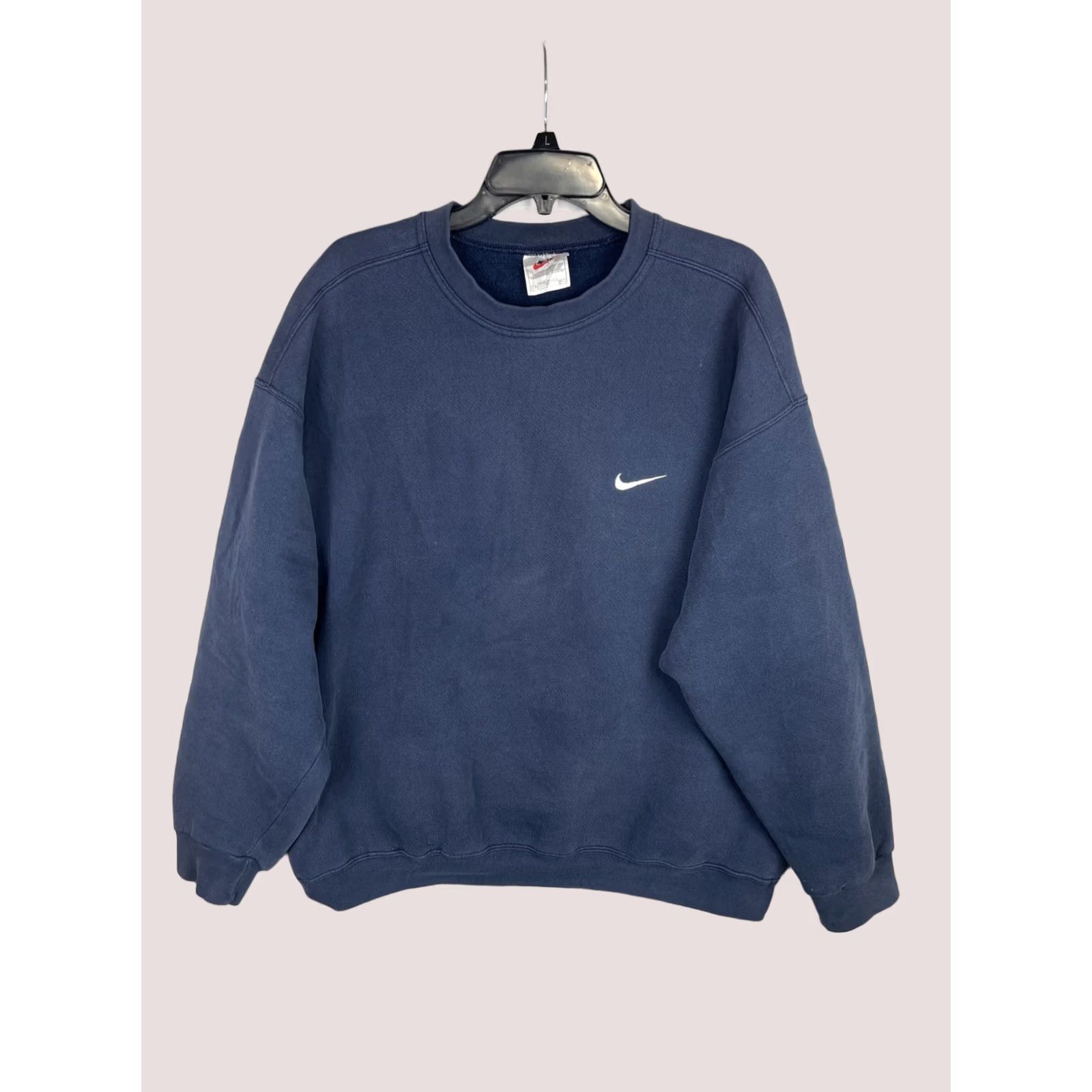 Nike VINTAGE Nike Sweatshirt Mens XL Navy Long Sleeve Crewneck Made In USA Sweatshirt Size US XL / EU 56 / 4 - 1 Thumbnail