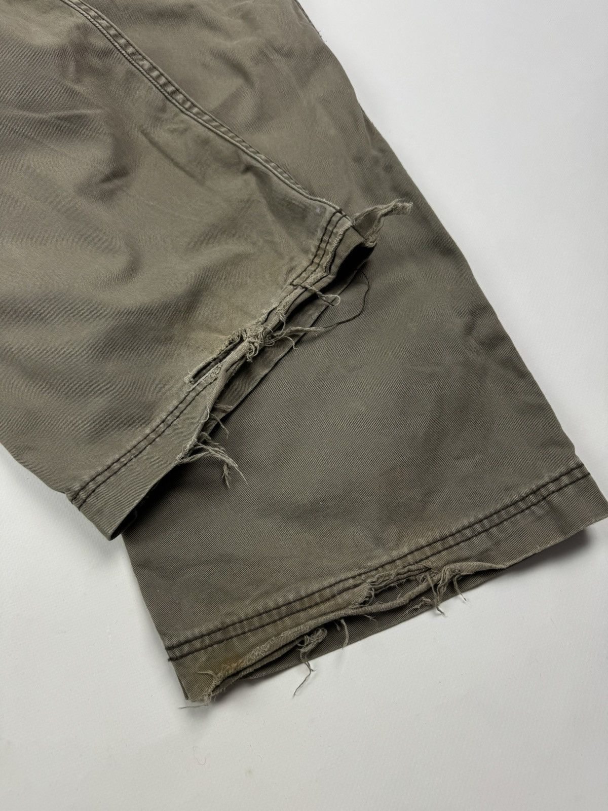 Levi's Y2K Levi’s Distressed Cargo Loose Straight Pants Size US 33 - 12 Thumbnail