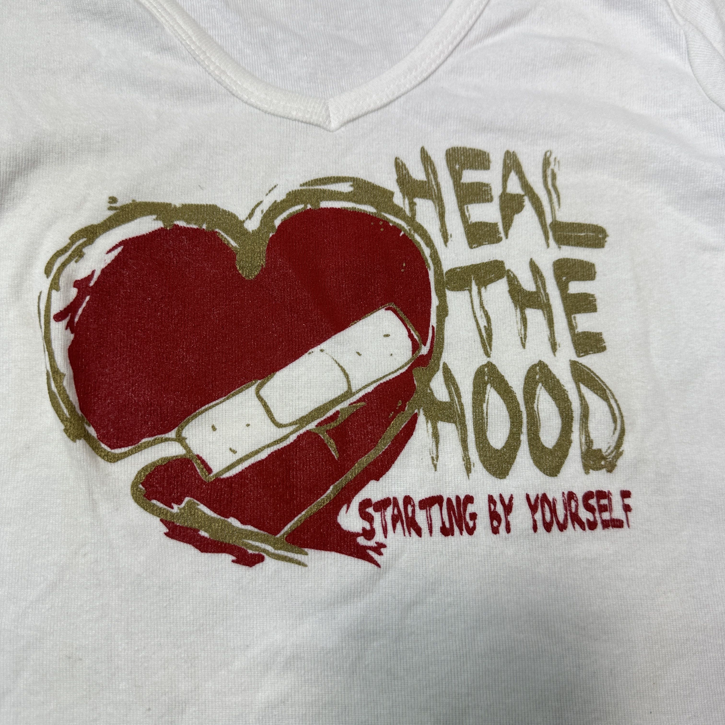 Vintage Vintage Streetwear Heal the Hood Heart Printed T-shirt Y2K Size S / US 4 / IT 40 - 3 Thumbnail