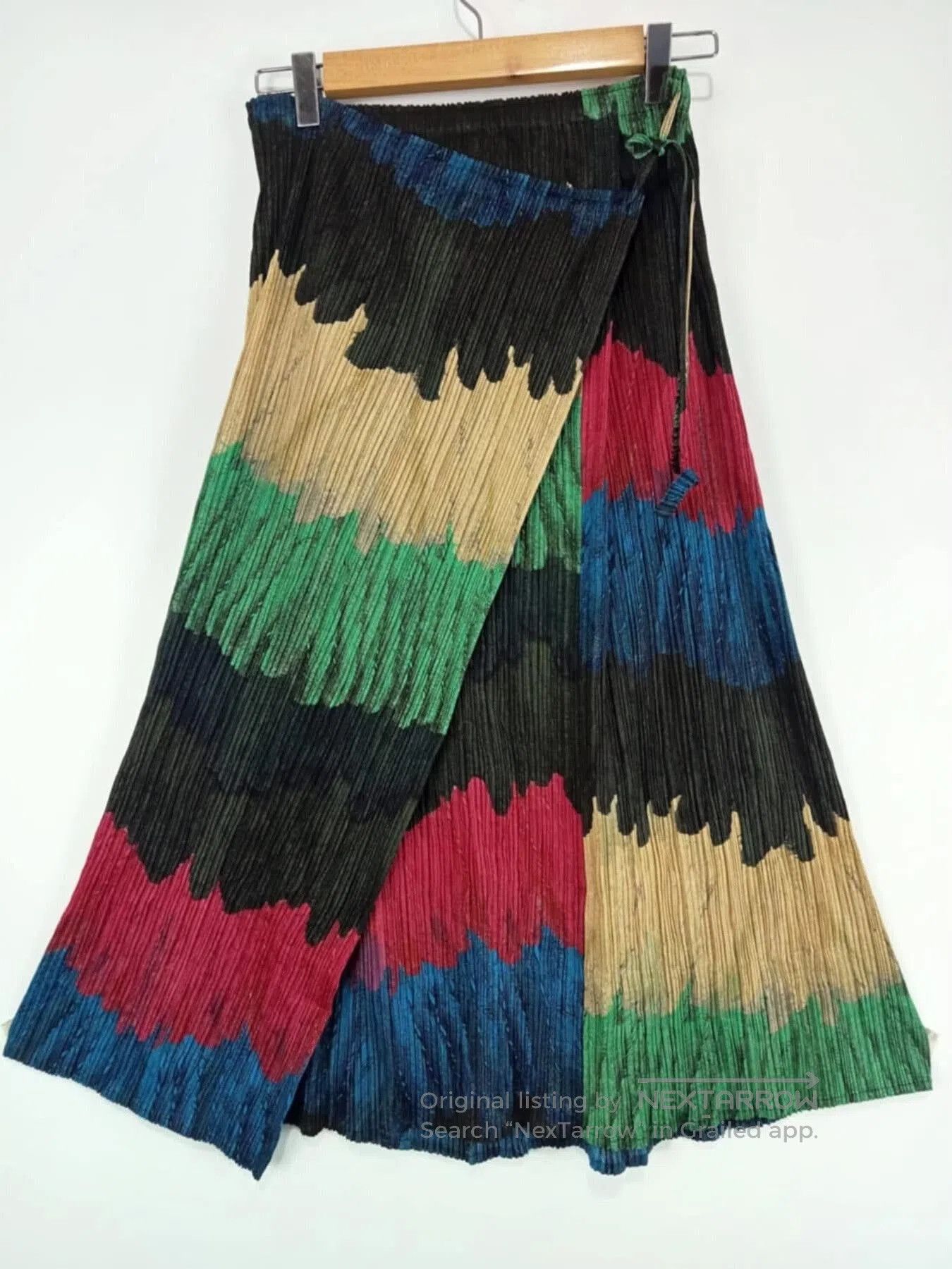Pleats Please Issey Miyake Issey Miyake Pleats Please Pleated Skirt. Size 26" / US 2 / IT 38 - 1 Thumbnail