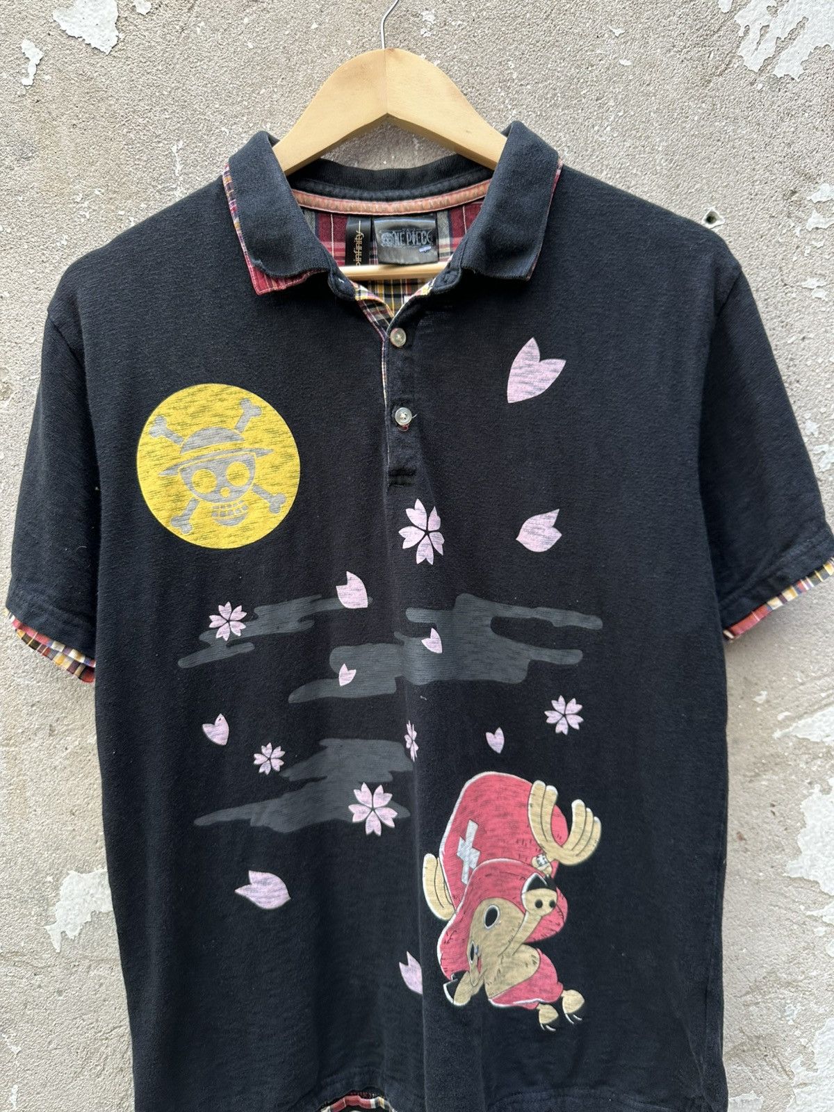 One Piece Authentic Natural Infinity x Chopper Anime Polo Tshirt Size US M / EU 48-50 / 2 - 3 Thumbnail