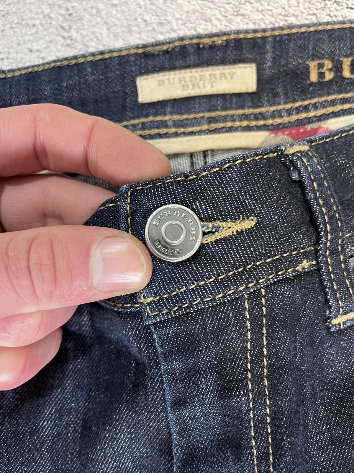Burberry Burberry Brit Kids Boys Jeans Denim Skinny Leg 26w Size US 26 / EU 42 - 13 Thumbnail