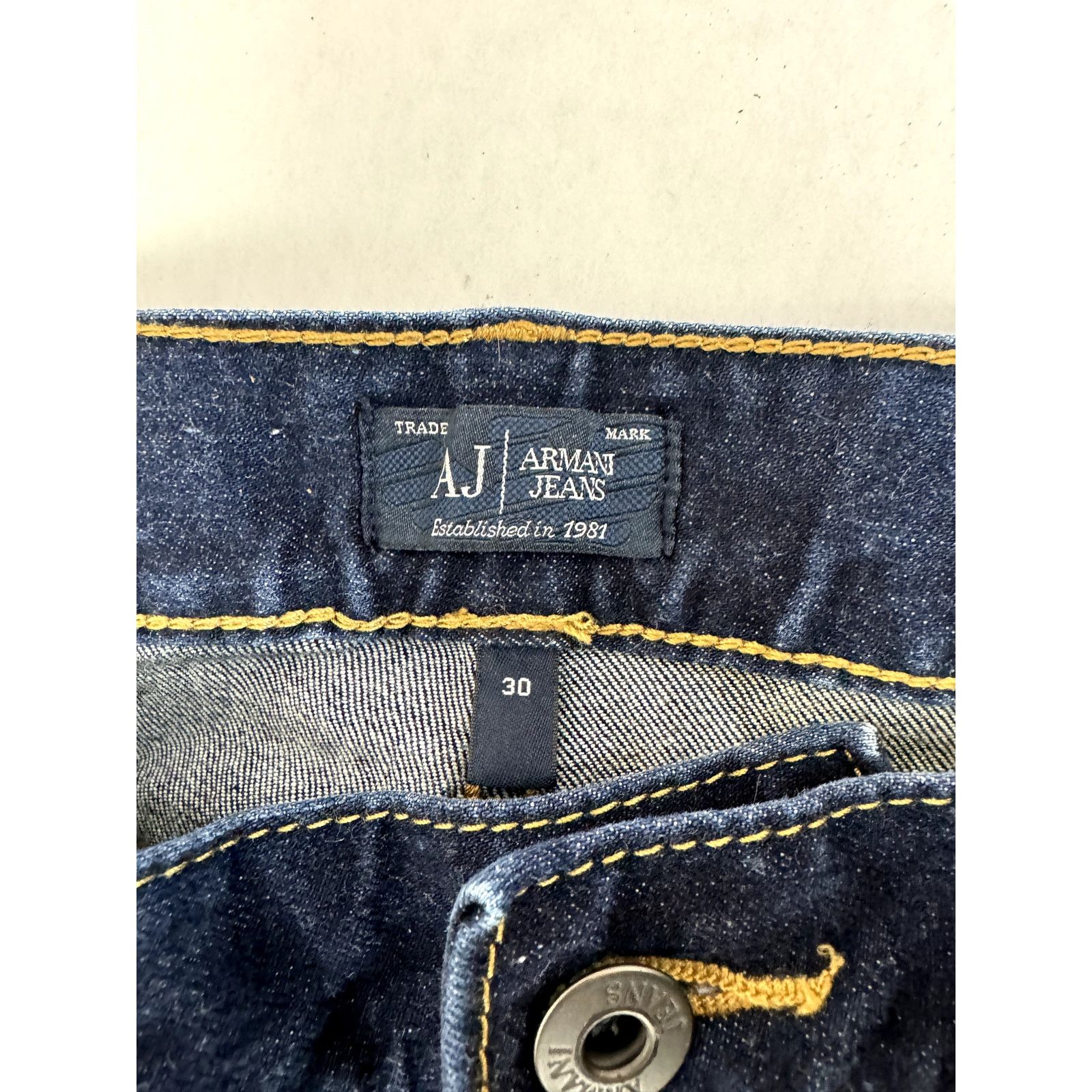 Armani Armani Jeans Straight Leg Jeans Men's Medium Wash - 30 * 30 Size US 30 / EU 46 - 3 Thumbnail