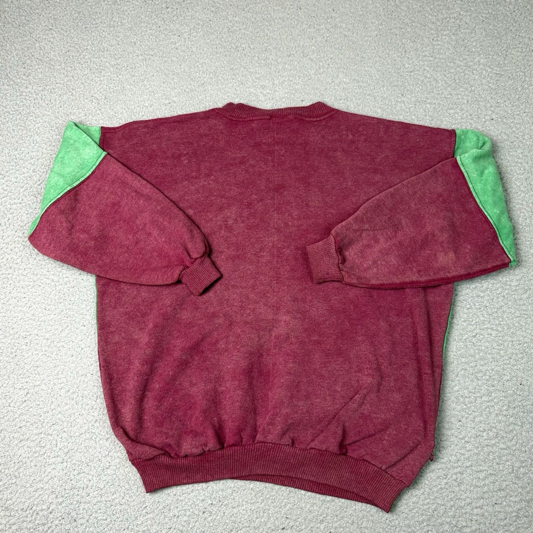 Vintage VINTAGE Yosemite Sweatshirt Adult S Red National Park Graphic 80s 90s Nature Outdoor Retro Crew Neck Pullover Size US S / EU 44-46 / 1 - 5 Thumbnail