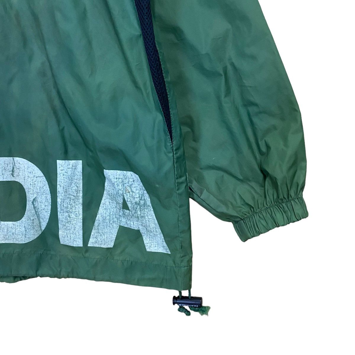 Diadora VINTAGE DIADORA X ISSEY MIYAKE SUNFADED JACKET Size US XL / EU 56 / 4 - 6 Thumbnail
