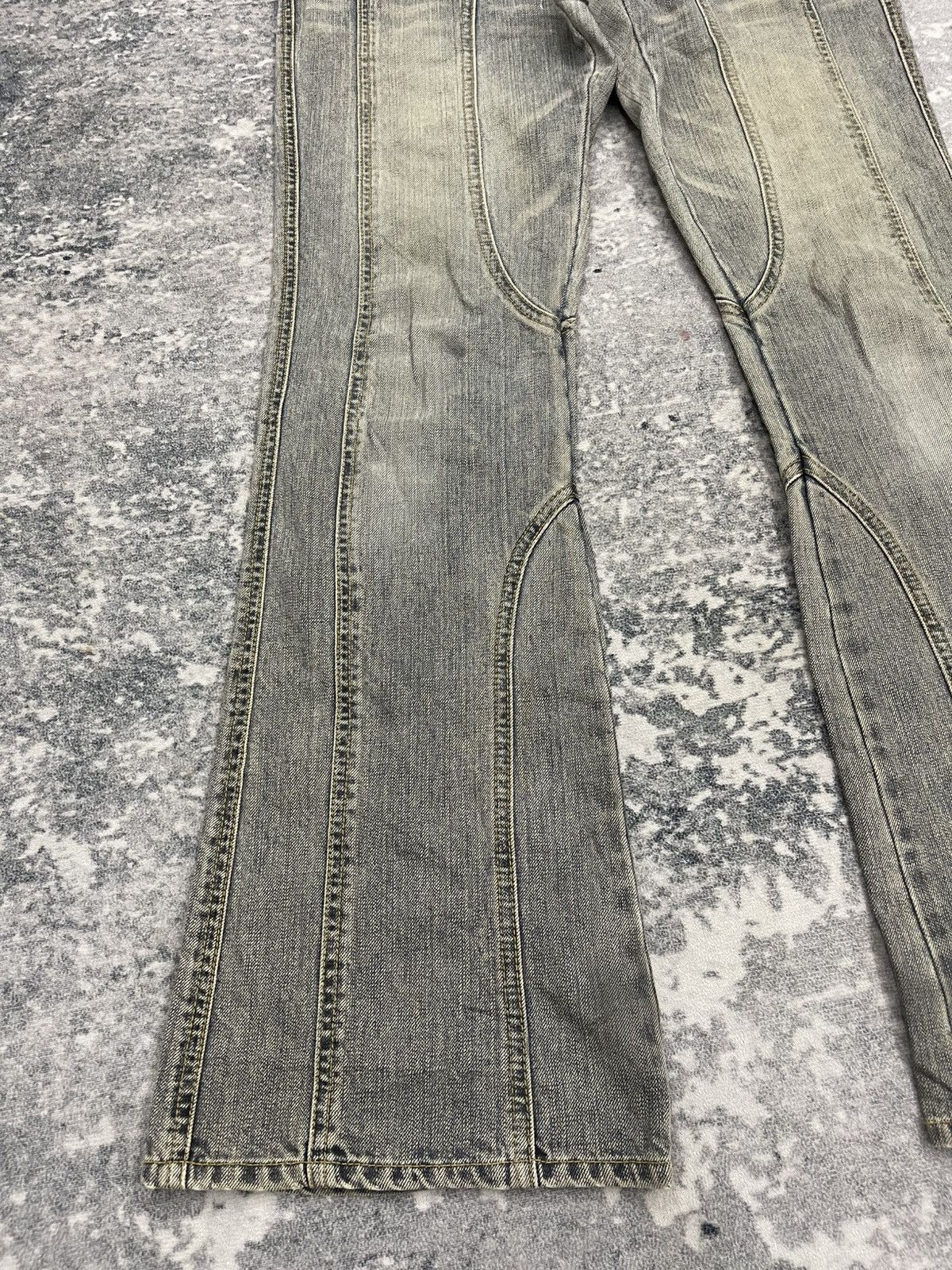 JACKROSE Jack Rose Sick Distressed Flare Jeans s6 Size US 31 - 2 Thumbnail