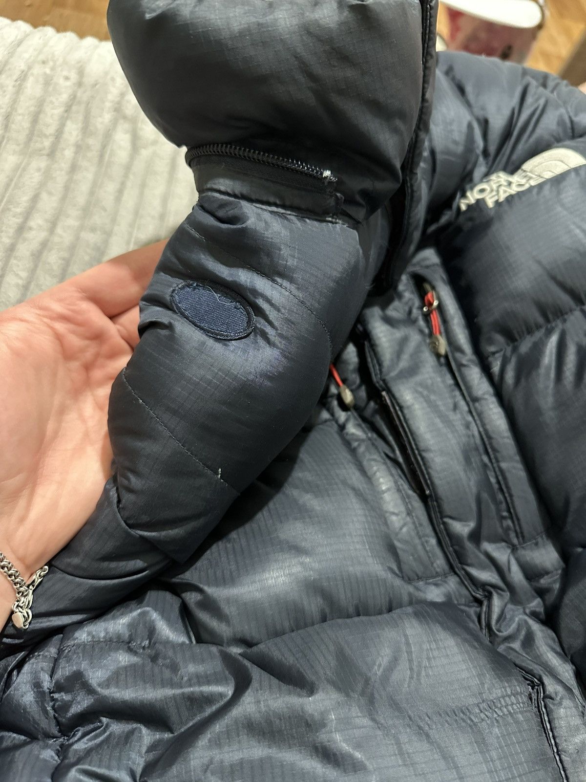 The North Face THE NORTH FACE Summit Series 700 Puffer Jacket Size US L / EU 52-54 / 3 - 10 Thumbnail