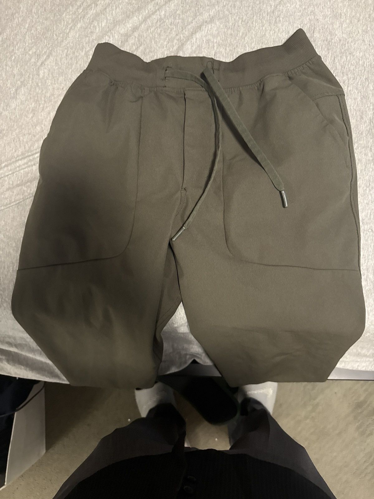 Lululemon Lululemon Yoga/Track Pants Olive Green Size US 31 - 1 Thumbnail