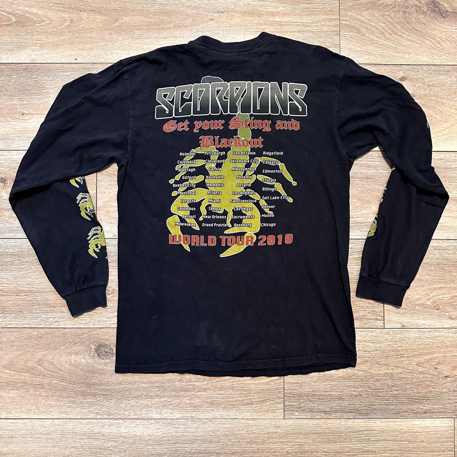 & Other Stories 2010 Scorpions Y2K Band Tour Black Longsleeve Size Large Size US L / EU 52-54 / 3 - 8 Thumbnail