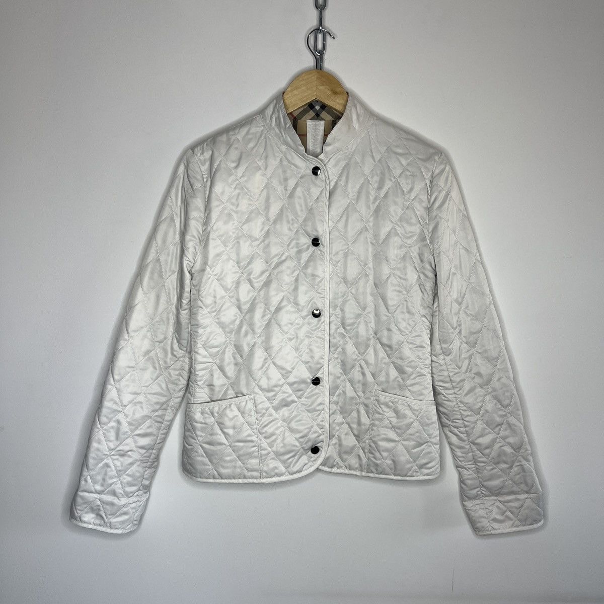 Burberry Burberry London White Puffer Jacket Quileted Nova Check Size S / US 4 / IT 40 - 1 Thumbnail