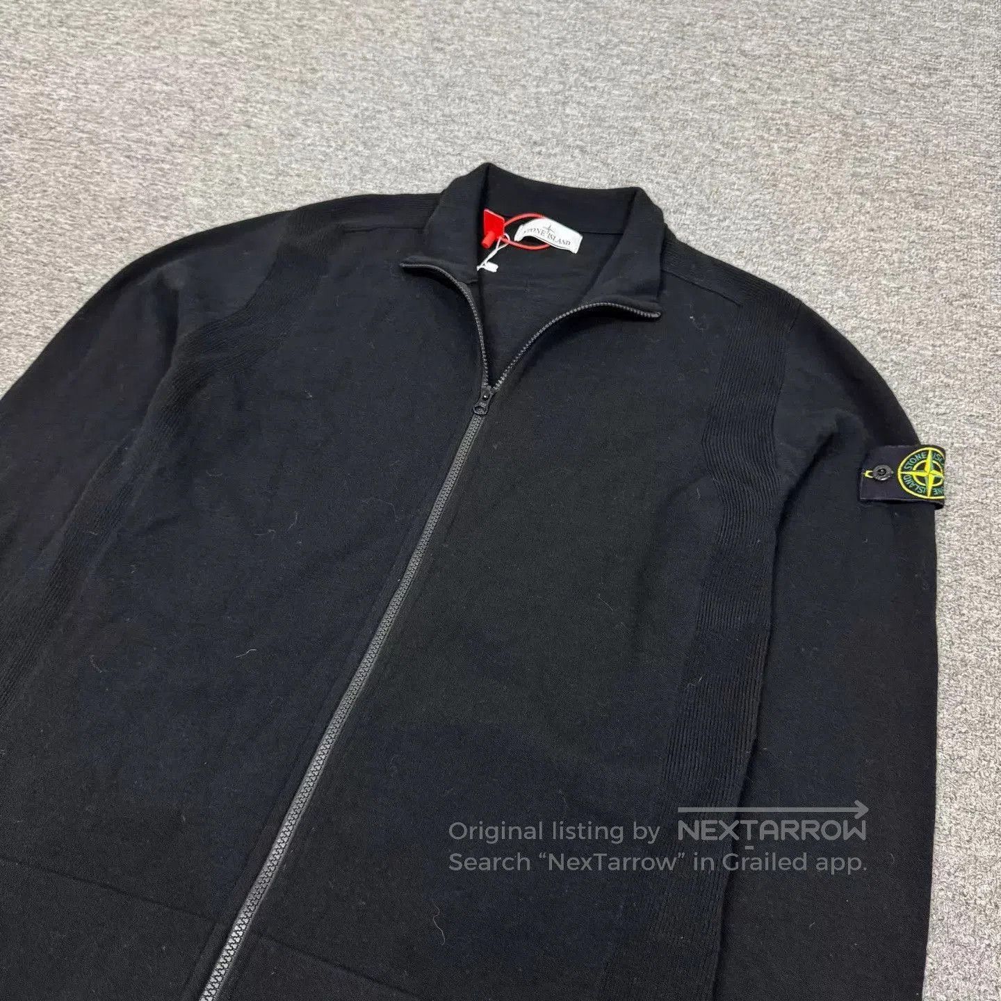 Black Zip-Front Long Sleeve Sweater L.