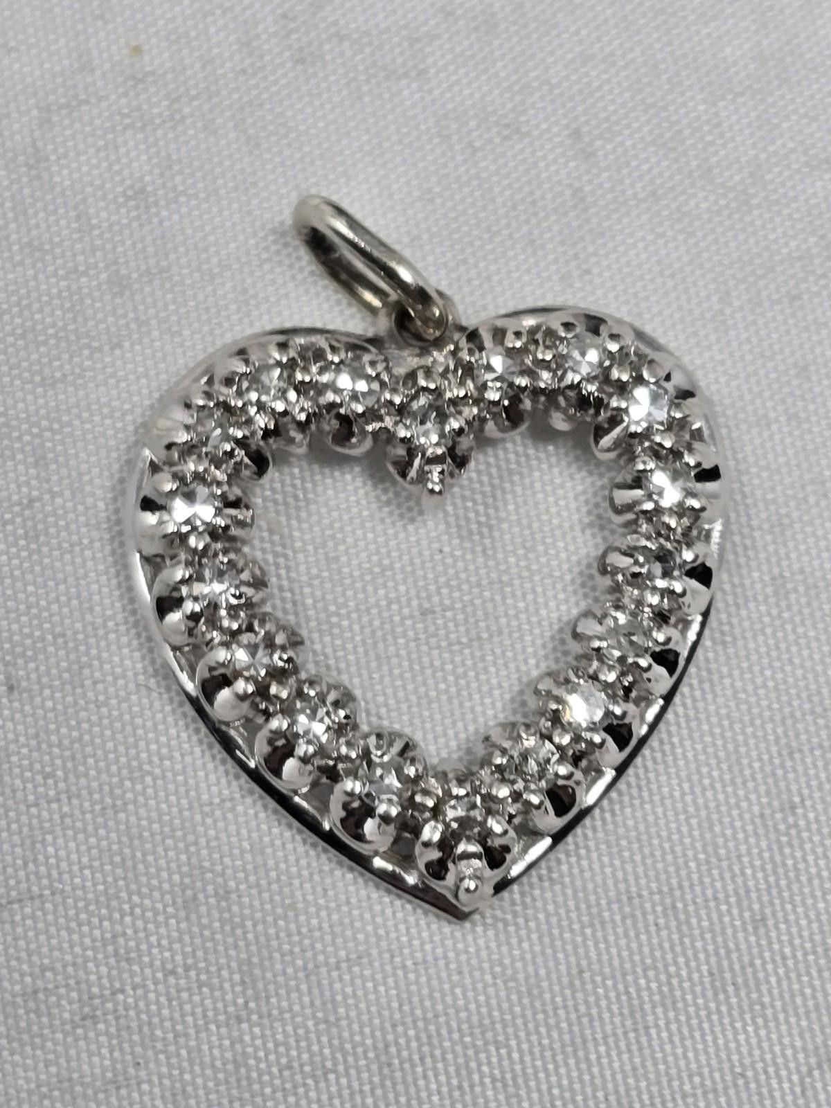 The Unbranded Brand 14k White Gold Diamond Open Heart Pendant 18 Stone Size ONE SIZE - 8 Thumbnail