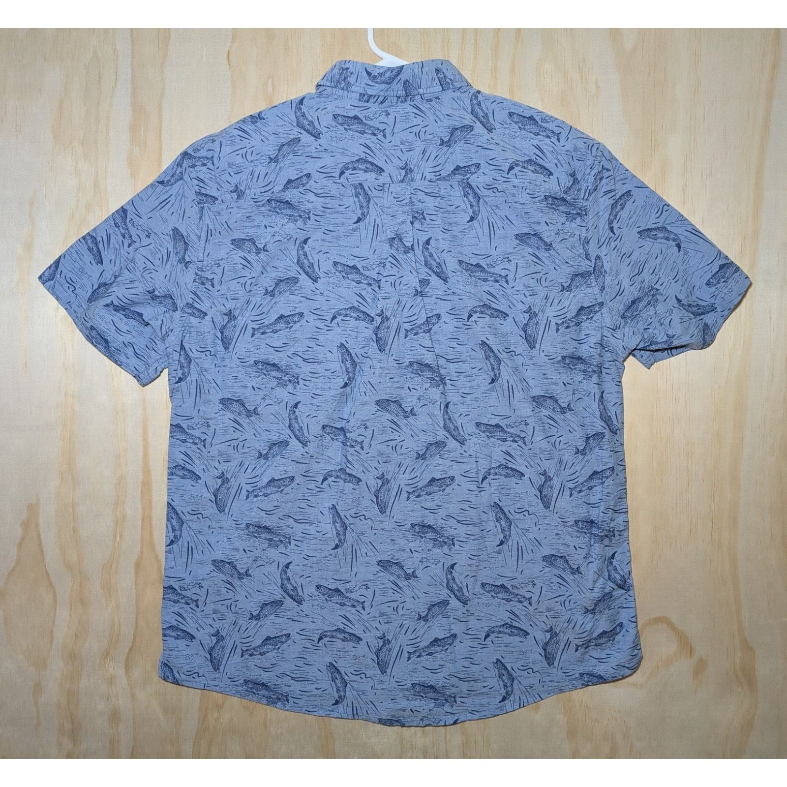 Eddie Bauer Eddie Bauer Men's Large Baja Shirt Short Sleeve Fish Trout Size US L / EU 52-54 / 3 - 5 Thumbnail