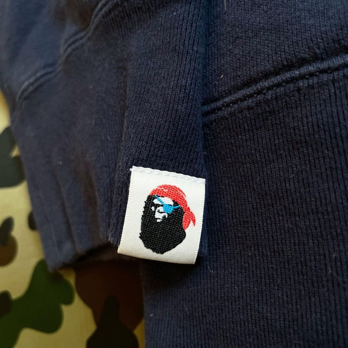 Bape BAPE PIRATE STORE CROSSBONES CREWNECK Size US L / EU 52-54 / 3 - 7 Thumbnail