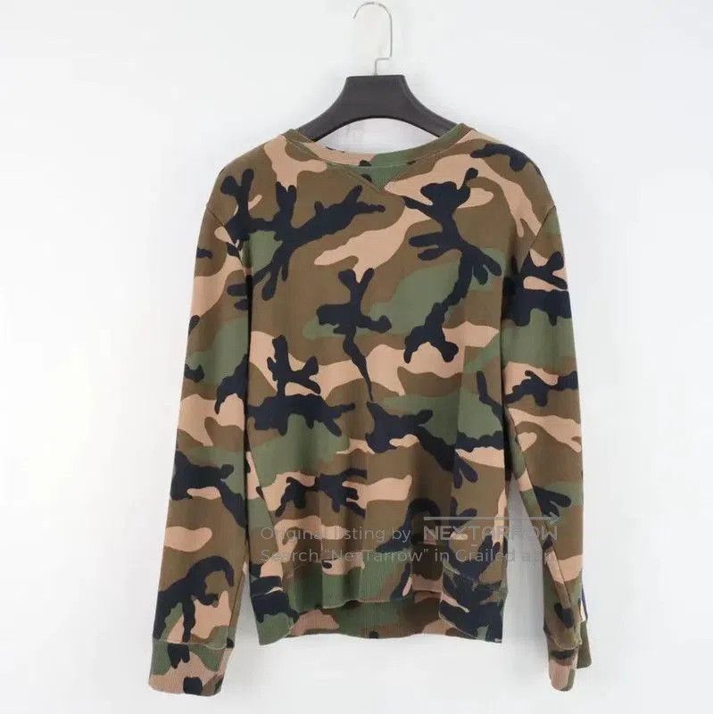 Valentino Valentino Camouflage Print Sweatshirt for Men . Size US L / EU 52-54 / 3 - 1 Thumbnail