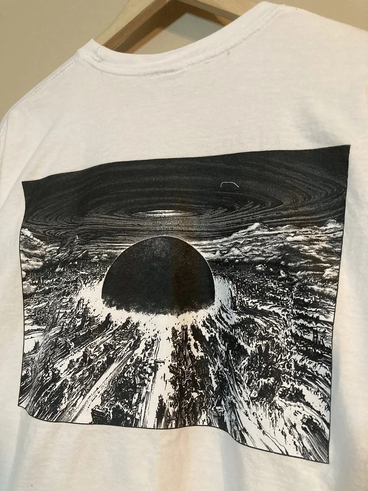 Supreme Supreme Akira Neo-Tokyo L/S Tee White Size US M / EU 48-50 / 2 - 3 Thumbnail