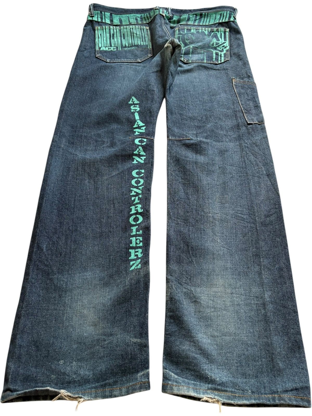 Japanese Brand Vintage Japanese Brand Faded Wash Spell Out Baggy Jeans Size US 38 / EU 54 - 2 Thumbnail