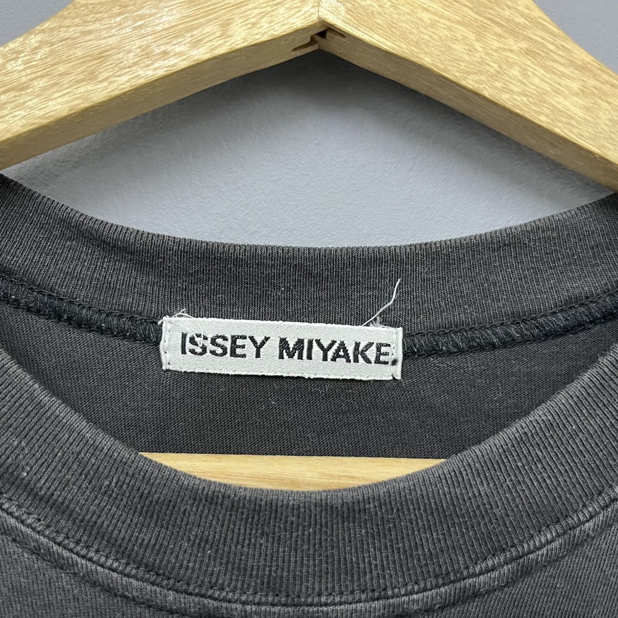 Issey Miyake Issey Miyake T-Shirt Size US S / EU 44-46 / 1 - 6 Thumbnail