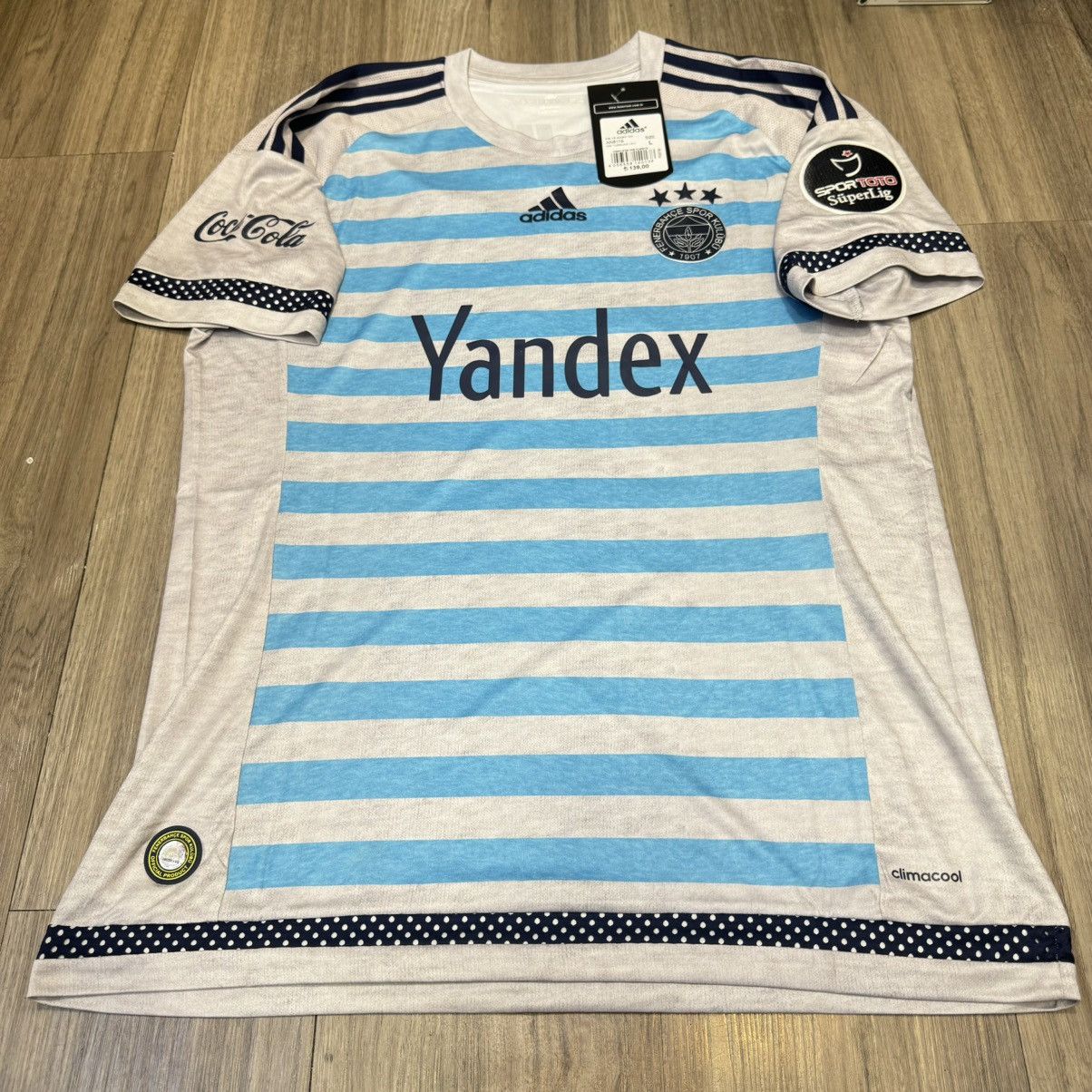Adidas Fenerbahce 15/16 away shirt #11 V.Persie (bnwt) Size US L / EU 52-54 / 3 - 1 Thumbnail