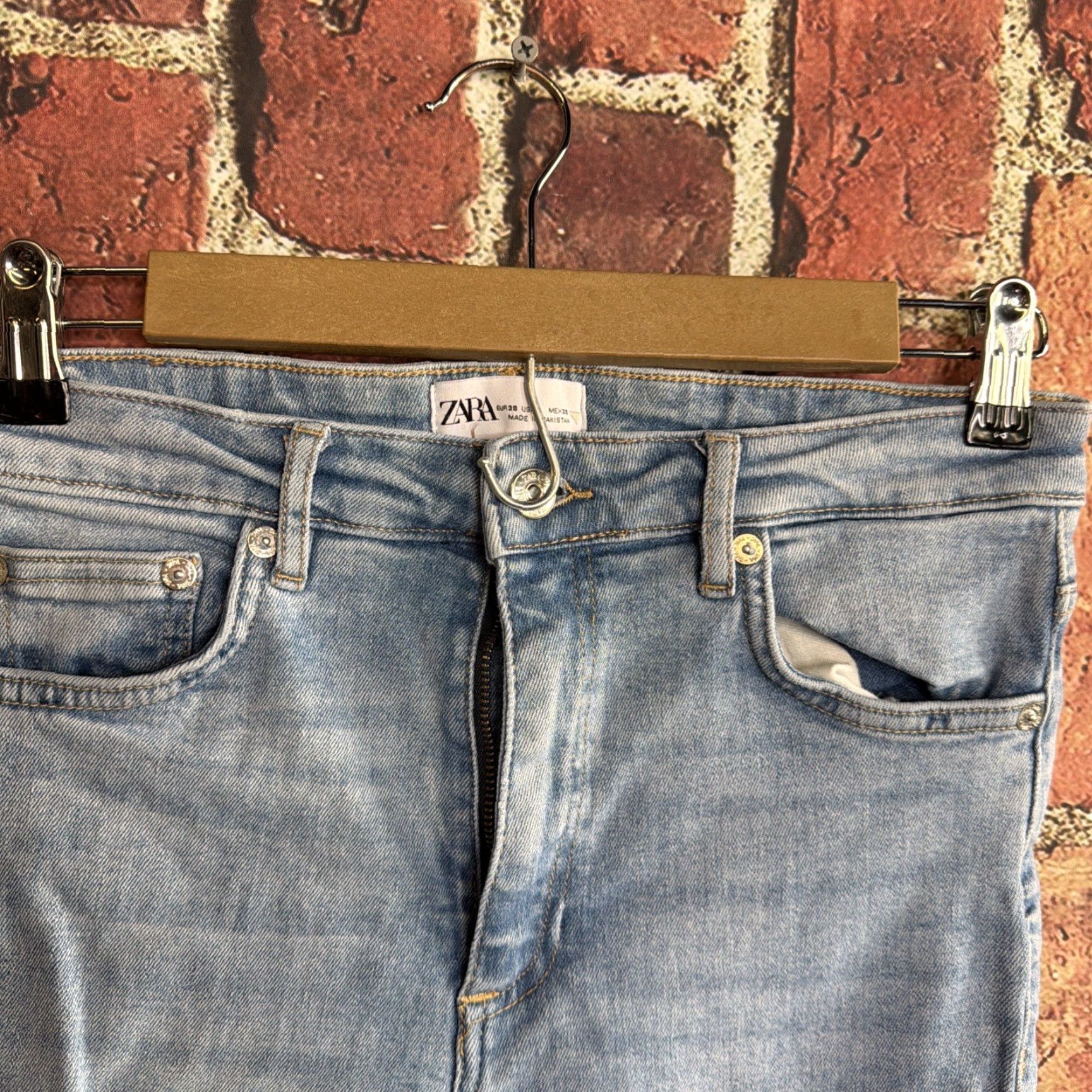 Zara Zara Jeans Womens Size 6 Blue Denim 5-Pocket Straight Regular Rise Size 28" / US 6 / IT 42 - 2 Thumbnail
