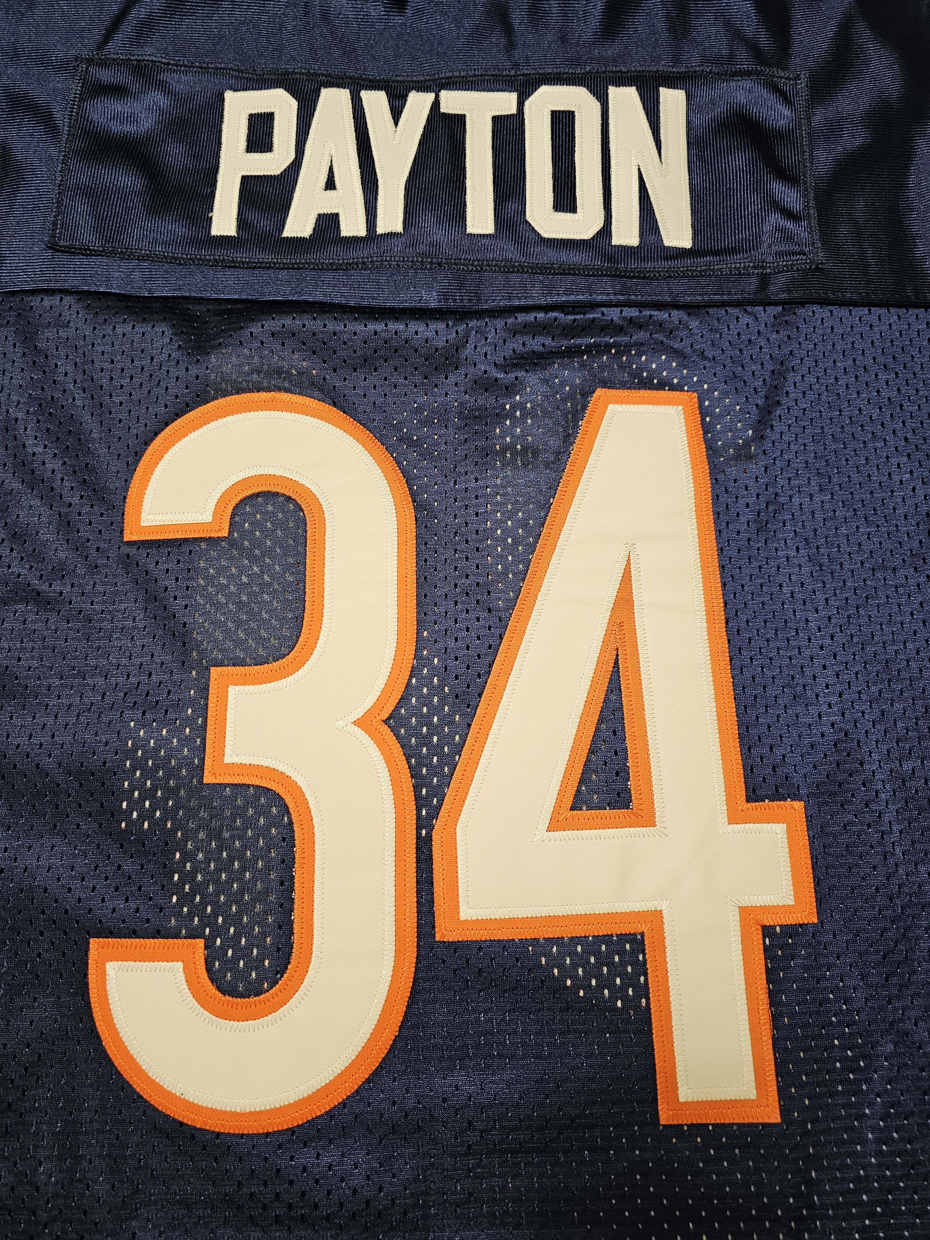 Mitchell & Ness CHICAGO BEARS VINTAGE JERSEY PAYTON 1993 NFL JERSEY Size US XXL / EU 58 / 5 - 6 Thumbnail