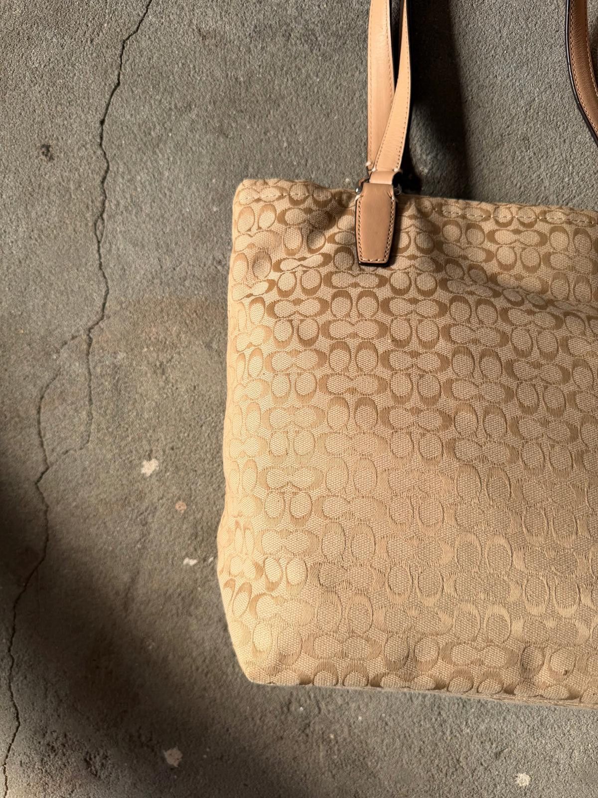 Coach Coach Signature Stripe Tote Bag Beige/Blue Size ONE SIZE - 7 Thumbnail