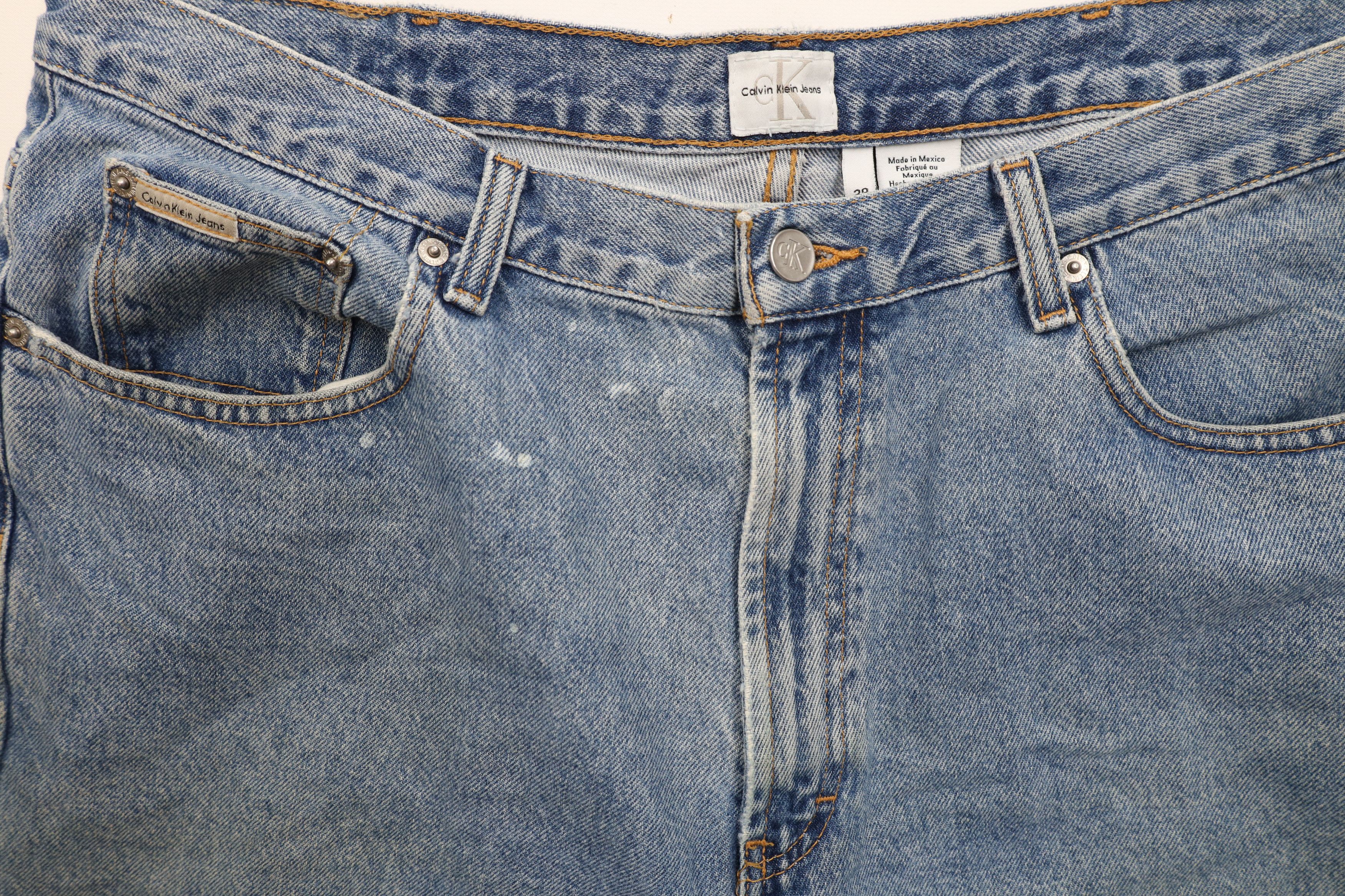 Calvin Klein × Vintage Vintage 90s Calvin Klein Relaxed Fit Denim Jean Shorts Jorts Size US 38 / EU 54 - 5 Thumbnail